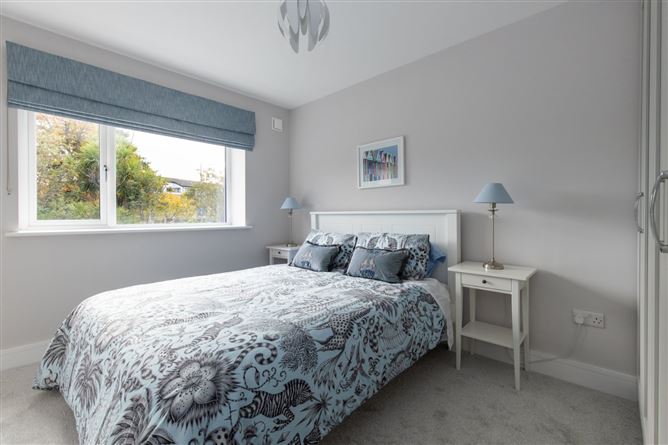 1 Sherrington Lodge, Shankill, Dublin 18