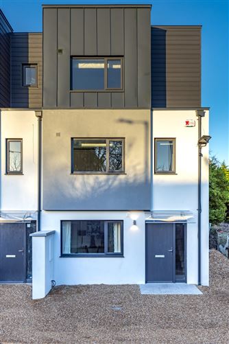 1 Sherrington Lodge, Shankill, Dublin 18
