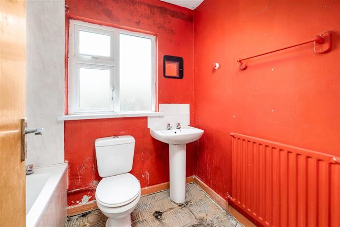 24 Hillcrest Walk, Lucan, Dublin