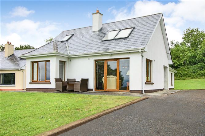 2 Cnoc Bofin, Dromod, Co. Leitrim