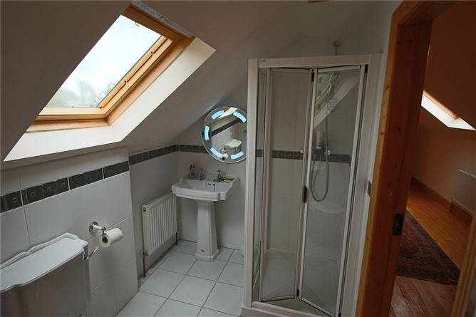 2 Cnoc Bofin, Dromod, Co. Leitrim