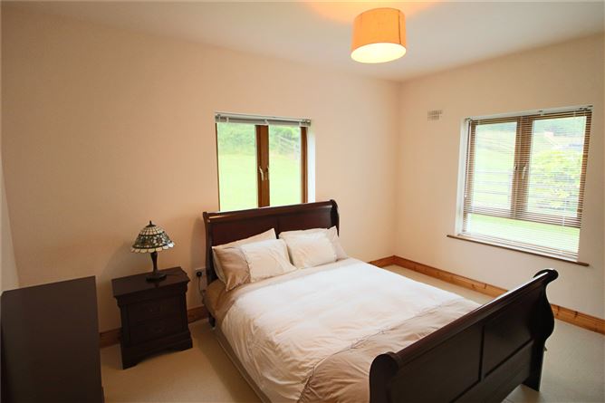 2 Cnoc Bofin, Dromod, Co. Leitrim