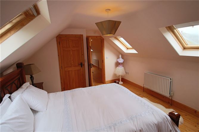 2 Cnoc Bofin, Dromod, Co. Leitrim