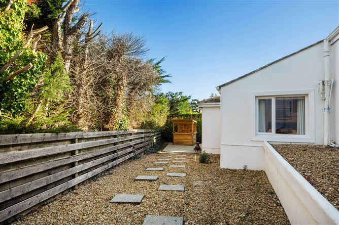 Glencar, Kilteragh Drive, Foxrock, Dublin 18
