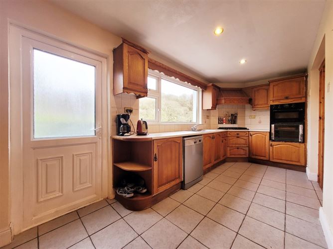 2 Glenside, Grange, Douglas, Cork