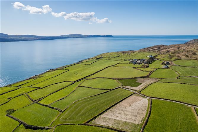 Ballyieragh, Kilcrohane,   West Cork
