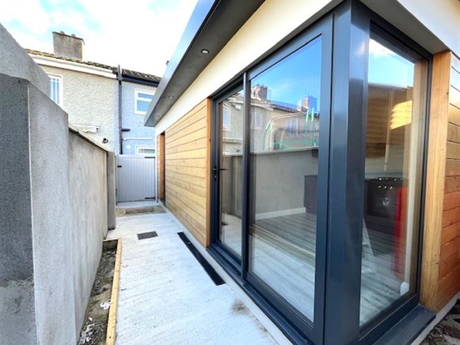 Sheephill Avenue, Blanchardstown, Dublin 15