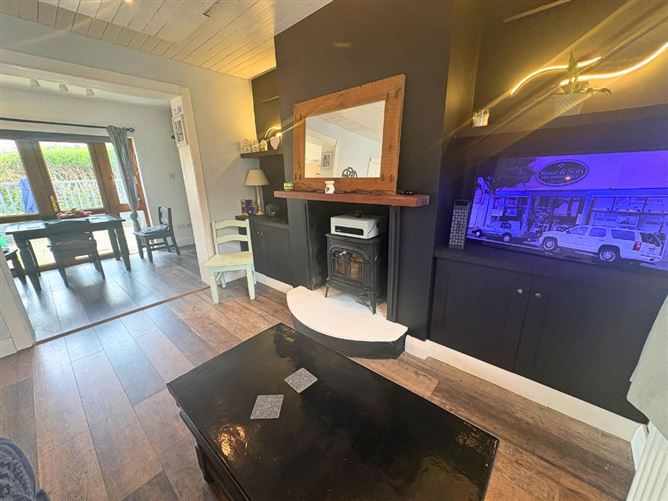 33 Saint Vincent's Park, Blackrock, Co. Dublin