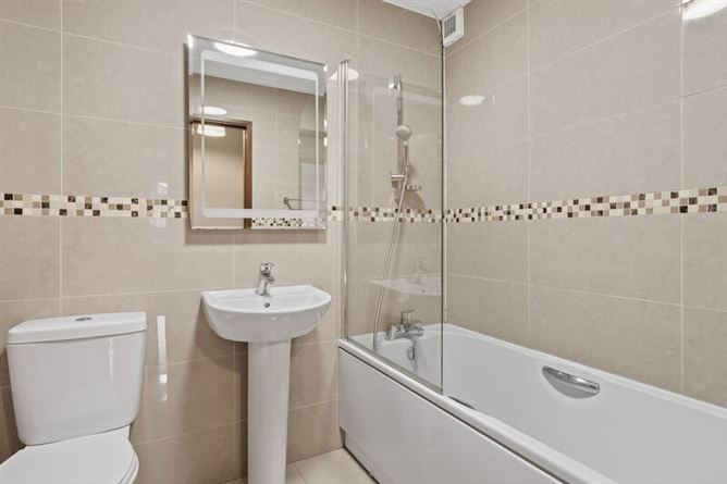 Photo 14 of 15 — 2 Strand House, 171 Strand Road, Dublin 4, Dublin