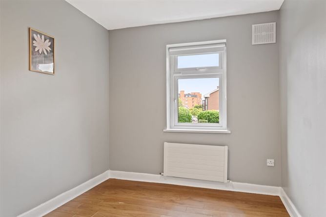 Photo 12 of 15 — 2 Strand House, 171 Strand Road, Dublin 4, Dublin