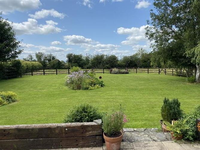 Lawlesstown, Clonmel, Tipperary
