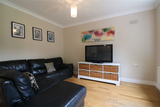 21 The Grove, Louisa Valley, Leixlip, Kildare