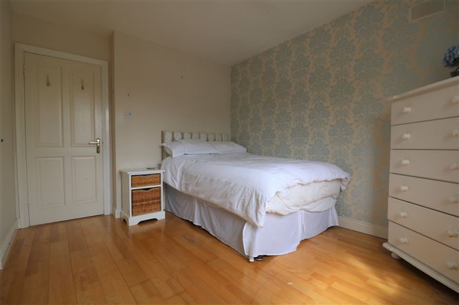 21 The Grove, Louisa Valley, Leixlip, Kildare
