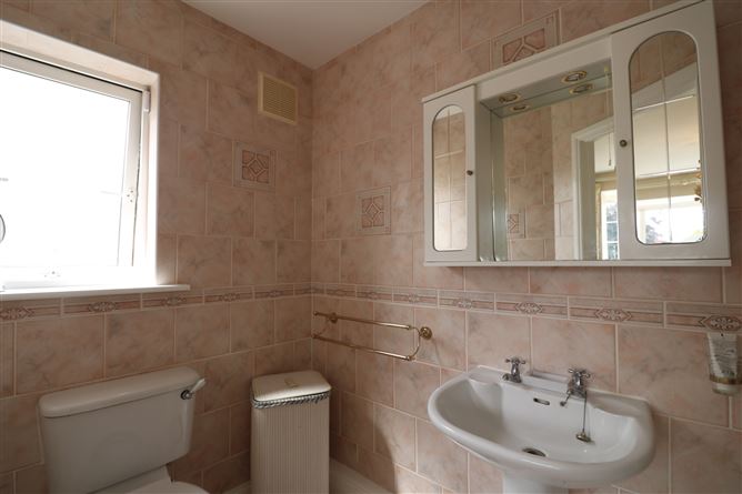 21 The Grove, Louisa Valley, Leixlip, Kildare