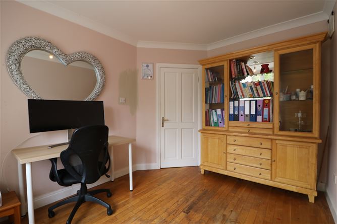 21 The Grove, Louisa Valley, Leixlip, Kildare