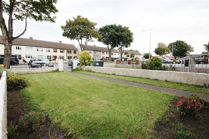 184 St. Peter's Road, Walkinstown, Greenhills, Dublin 12