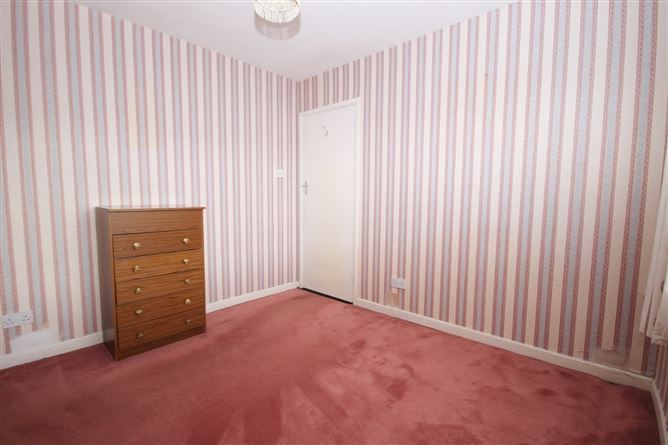 184 St. Peter's Road, Walkinstown, Greenhills, Dublin 12