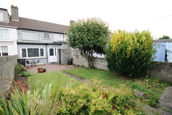184 St. Peter's Road, Walkinstown, Greenhills, Dublin 12