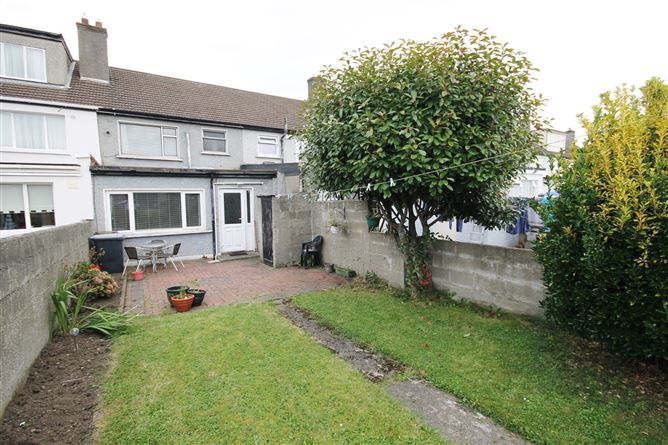 184 St. Peter's Road, Walkinstown, Greenhills, Dublin 12