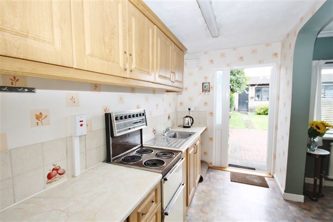 184 St. Peter's Road, Walkinstown, Greenhills, Dublin 12