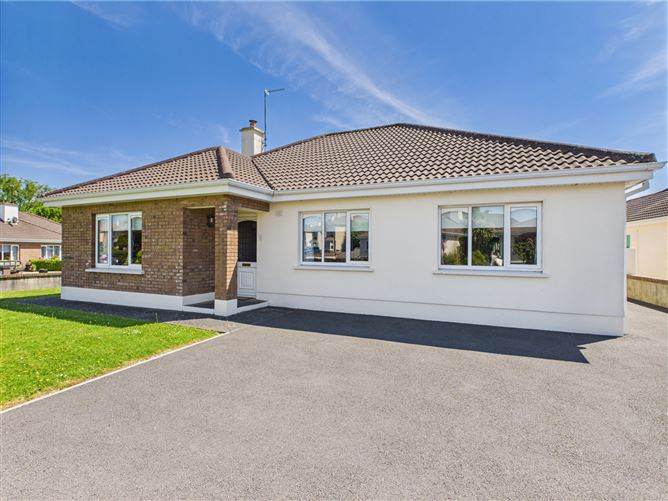 4 Ashlawn, Loughrea, Co. Galway