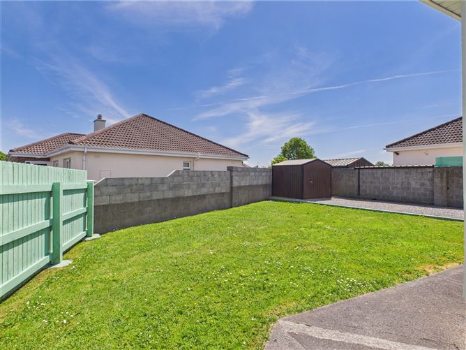 4 Ashlawn, Loughrea, Co. Galway