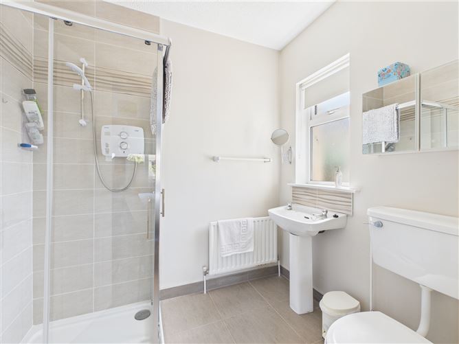 4 Ashlawn, Loughrea, Co. Galway