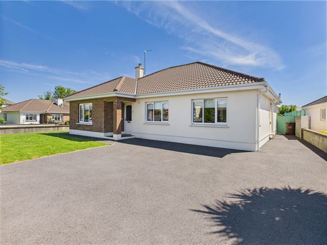 4 Ashlawn, Loughrea, Co. Galway