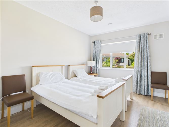 4 Ashlawn, Loughrea, Co. Galway