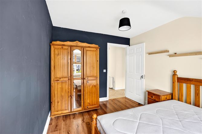 Photo 16 of 24 — 13 The Archways, Bridge Street, Carrick on Shannonm, Co. Leitrim
