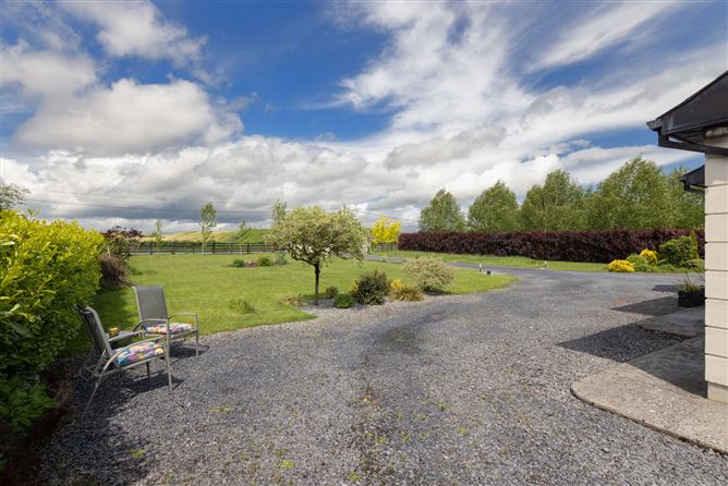Photo 53 of 58 — Kippinduff, Castletown Geoghegan, Mullingar, Westmeath