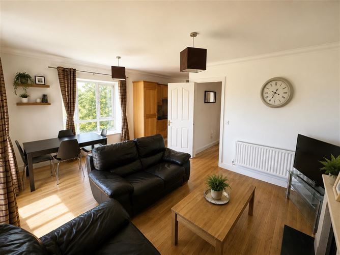 19 Beechdale Court, Ballycullen, Dublin 24