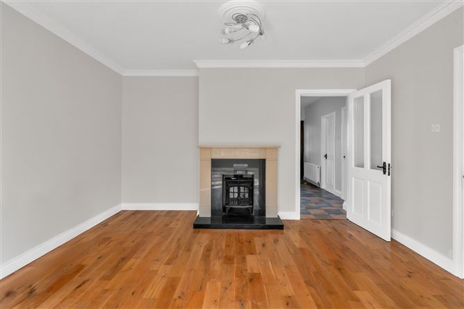 Bungalow on c. 0.5 Acre, Eadestown, Naas, Kildare