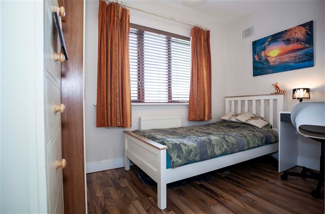 19 The Crescent, Moyglare Hall, Maynooth, Maynooth, Kildare
