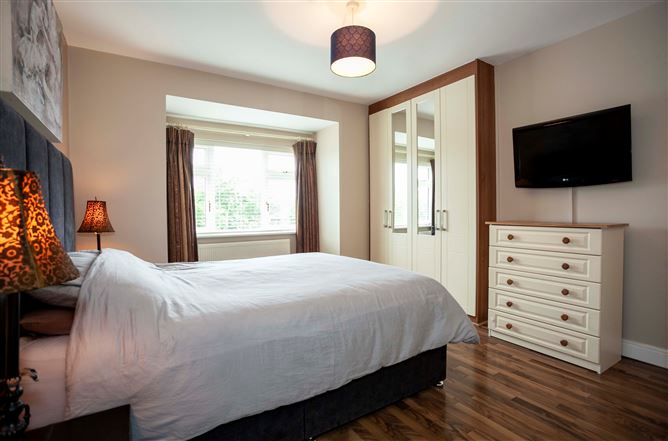 19 The Crescent, Moyglare Hall, Maynooth, Maynooth, Kildare