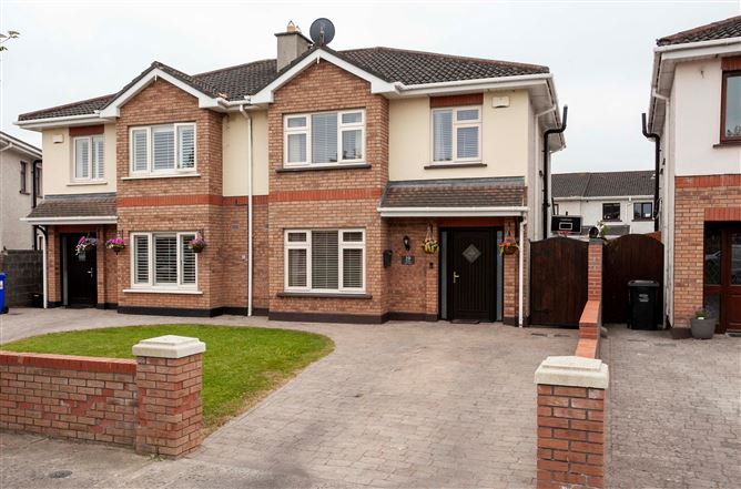 19 The Crescent, Moyglare Hall, Maynooth, Maynooth, Kildare