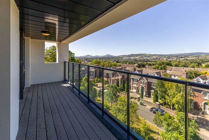 https://photos-a.propertyimages.ie/media/7/3/1/4765137/4457671c-c52e-4a4c-b87c-e06a04c0e560_l.jpg