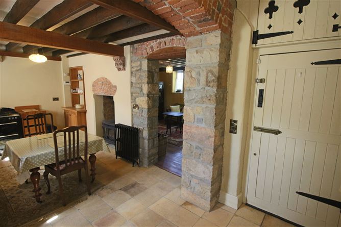 The Gate Lodge, Lough Rynn, Mohill, Co. Leitrim