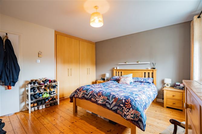 Photo 21 of 32 — 29 The Crescent, Lakepoint Park, Mullingar, Co. Westmeath