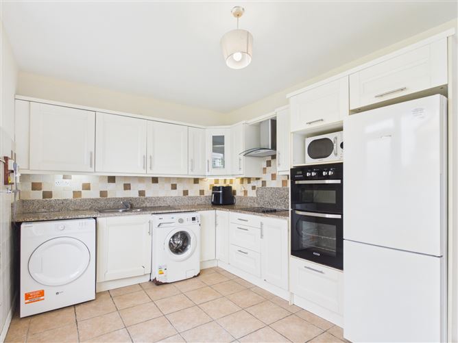 17 Willowmere Drive, Thurles, Co. Tipperary