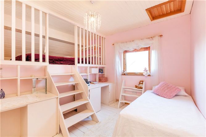 16 South Hill, Sutton, Dublin 13