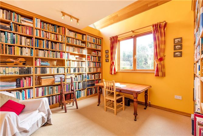 16 South Hill, Sutton, Dublin 13