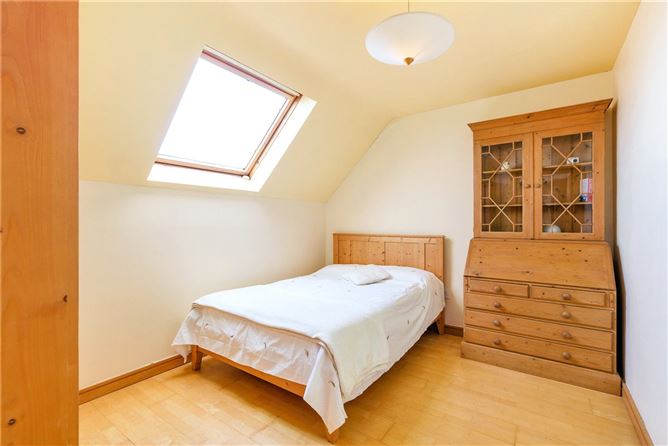 16 South Hill, Sutton, Dublin 13