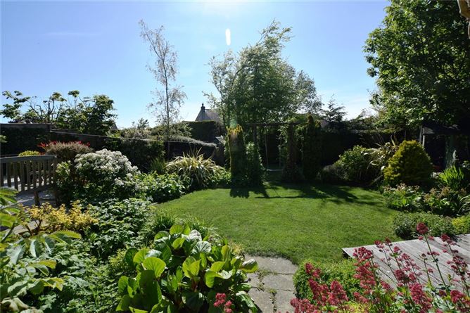16 South Hill, Sutton, Dublin 13