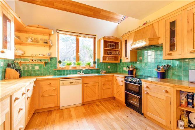 16 South Hill, Sutton, Dublin 13