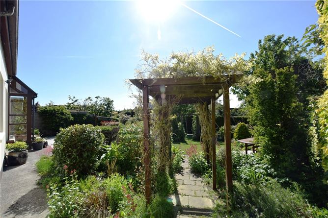 16 South Hill, Sutton, Dublin 13