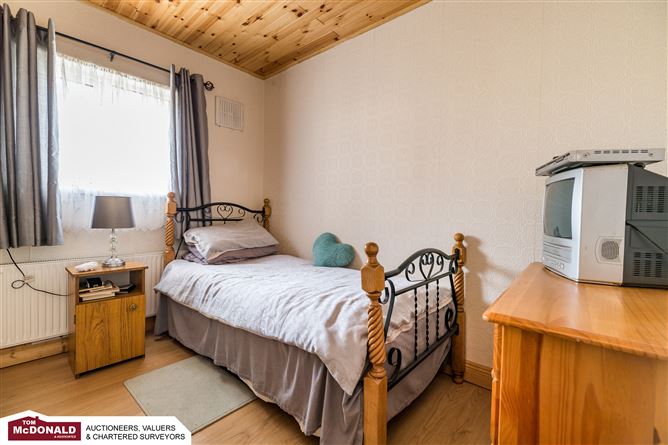 4 Saint Brochan's Park, Bracknagh, Rathangan, Kildare