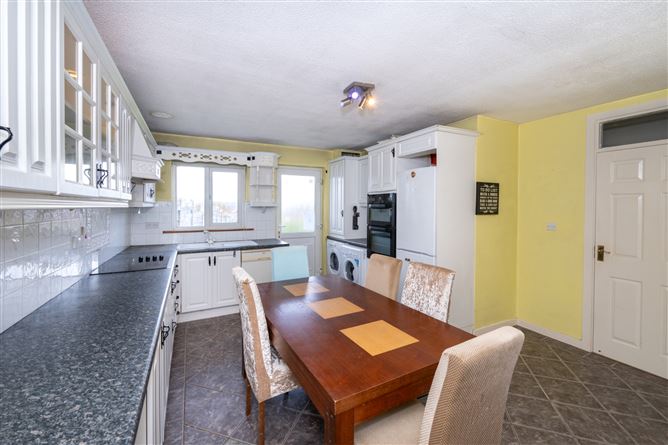 7 Manor Crescent, Thornbury View, Rochestown, Cork