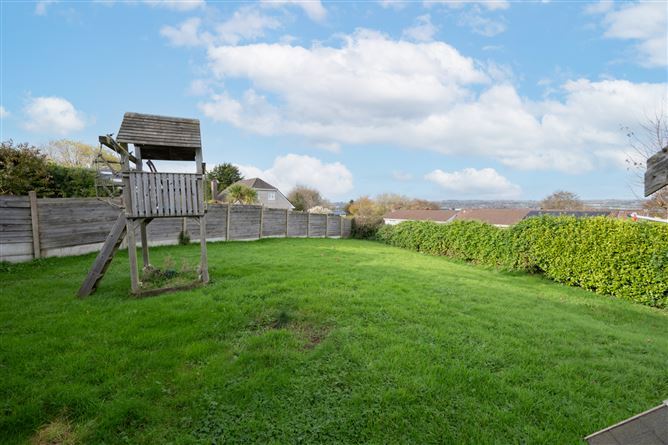 7 Manor Crescent, Thornbury View, Rochestown, Cork