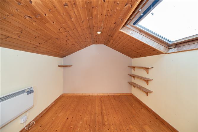 7 Manor Crescent, Thornbury View, Rochestown, Cork